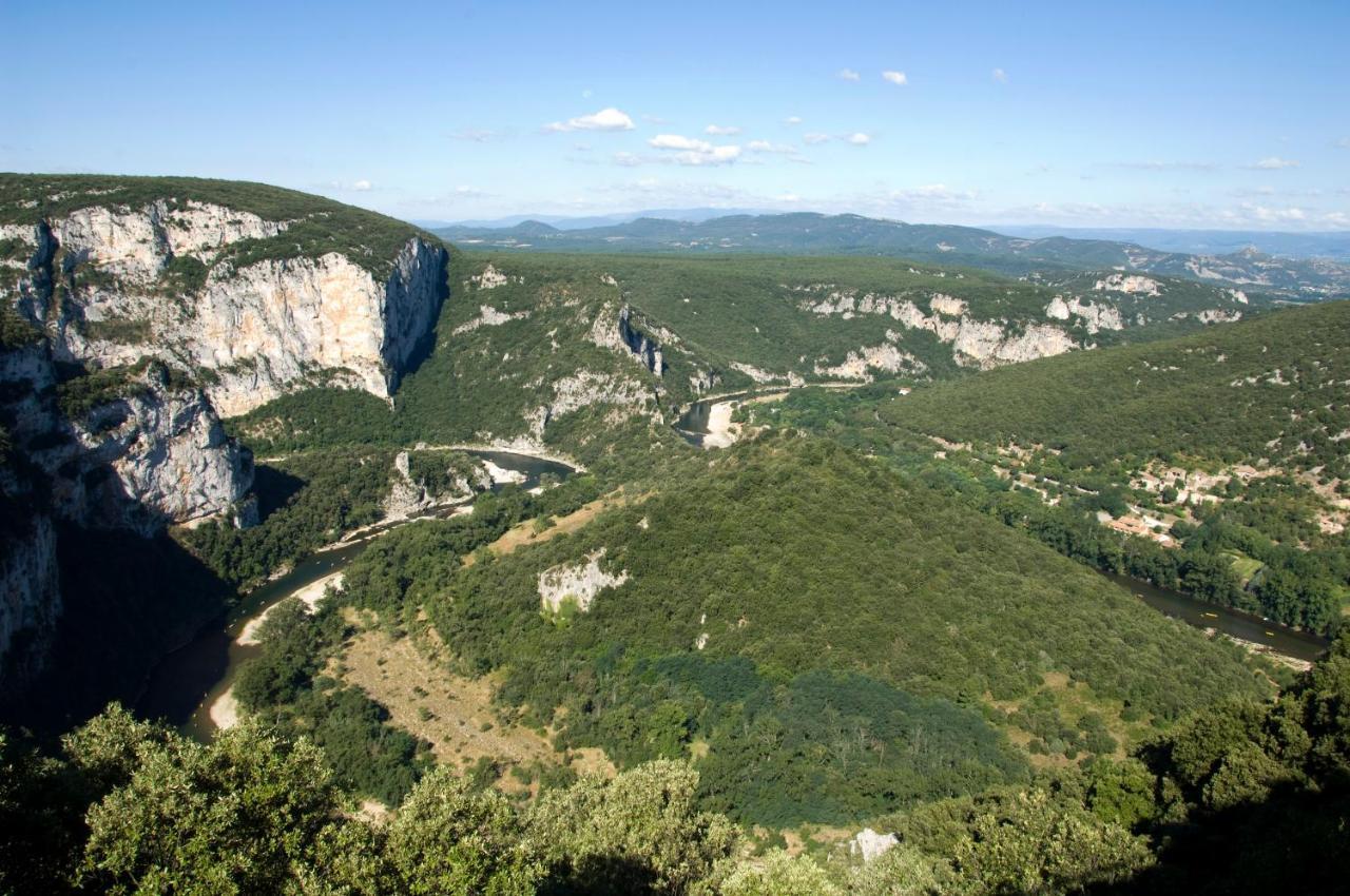 Hotel Espace Loisirs Saint-Martin-dʼArdèche Exterior foto
